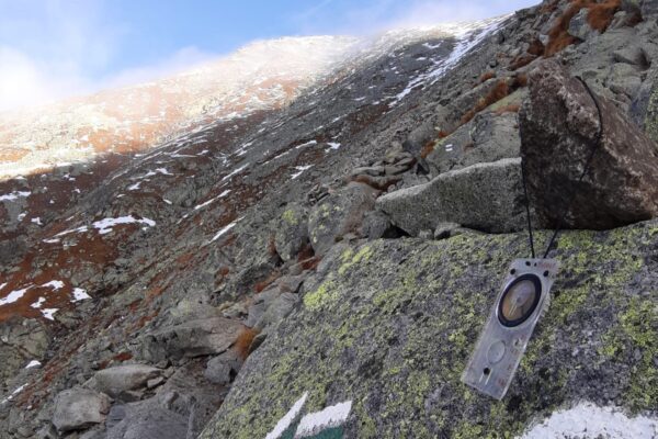 Magnetometrická kalibrácia: Kompenzácia rušenia pre presné určenie headingu UAV