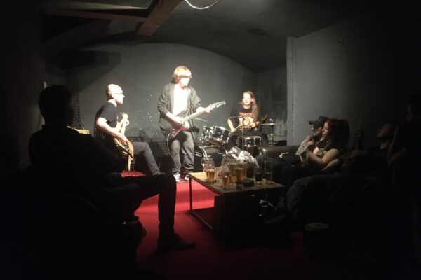 Formálne overovanie bezpečnosti: Metódy zabezpečenia kritického riadiaceho softvéru UAV