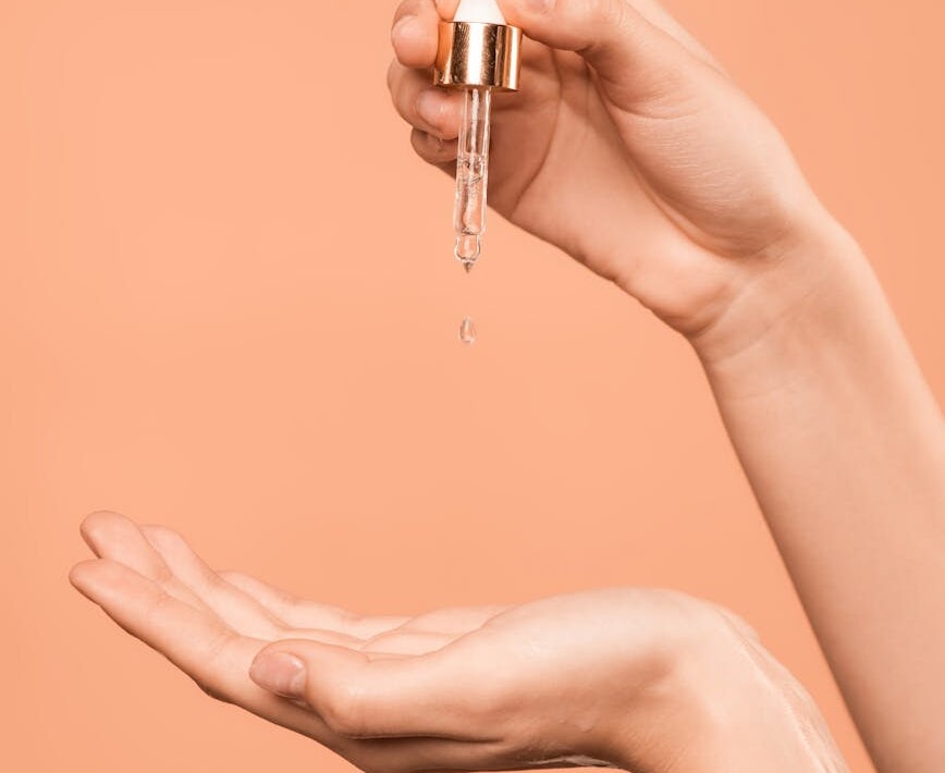 Dermokozmetika: Ako správne pristupovať k starostlivosti o citlivú a problematickú pleť?